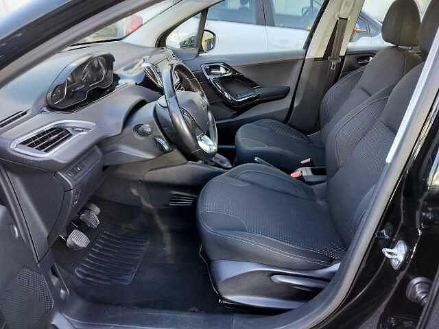 Peugeot 208 BlueHDi 75 5 porte Allure