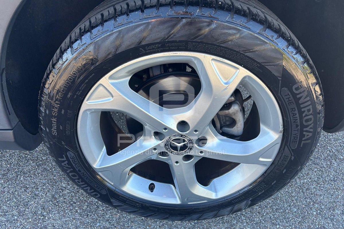 MERCEDES GLA 200 d Automatic Sport