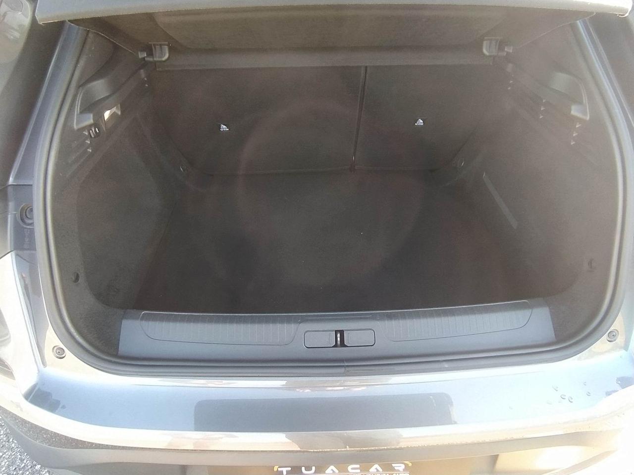 DS DS 4 Crossback Cross Trocadero 1.5 Blue H #8276