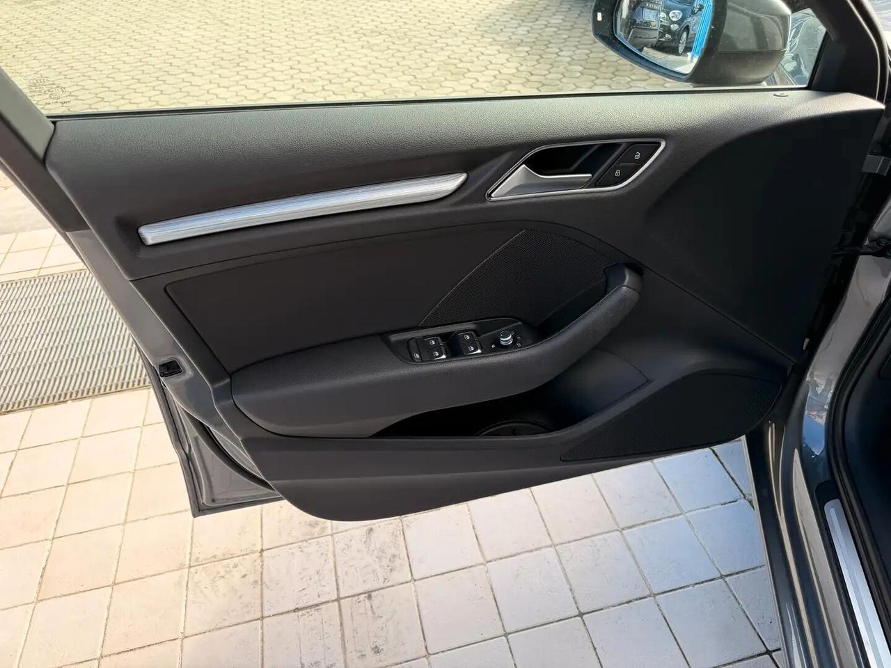 Audi A3 SPB 30 TDI S tronic Business
