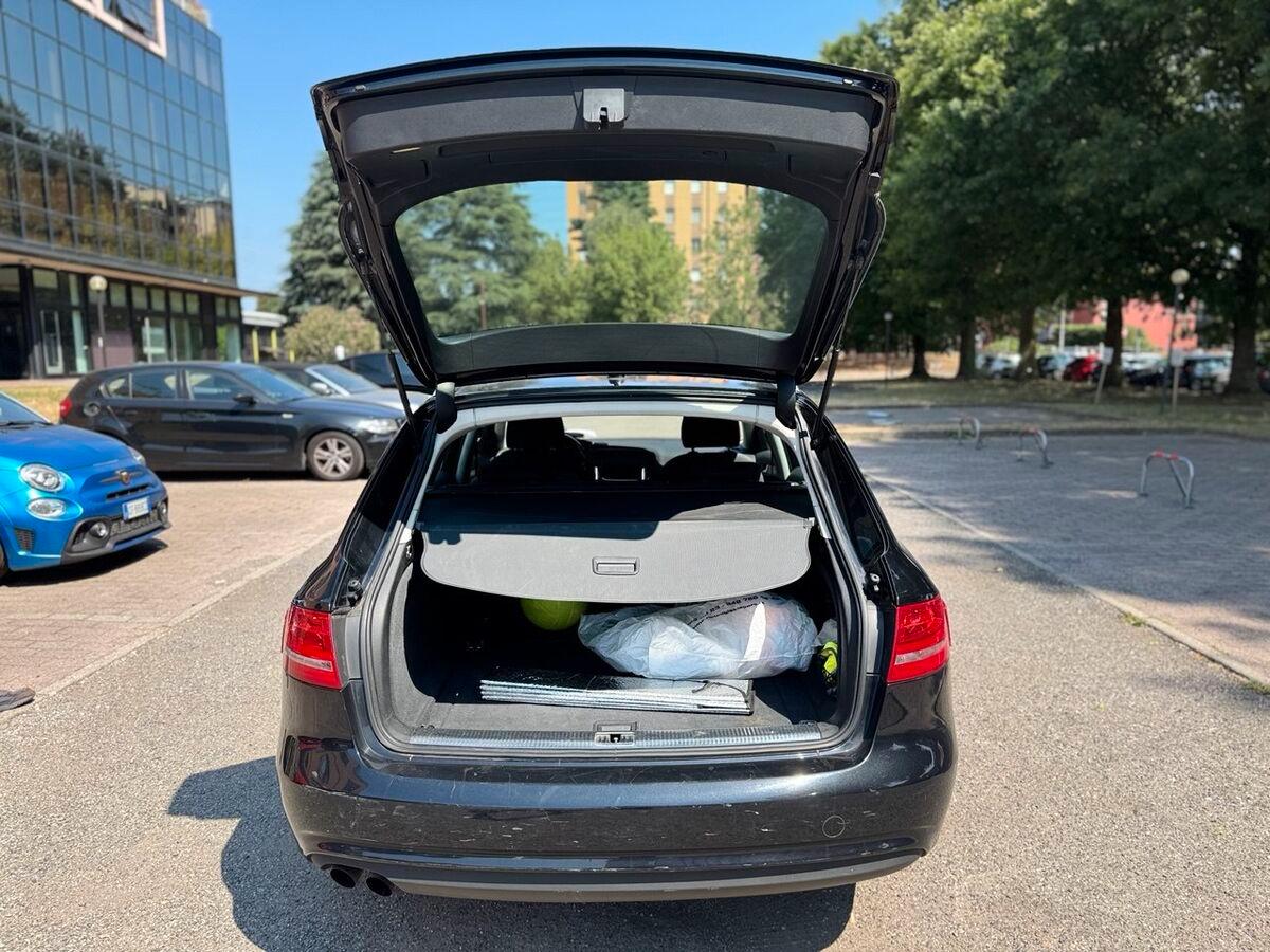 Audi A4 2.0 tdi Advanced 143cv multitronic