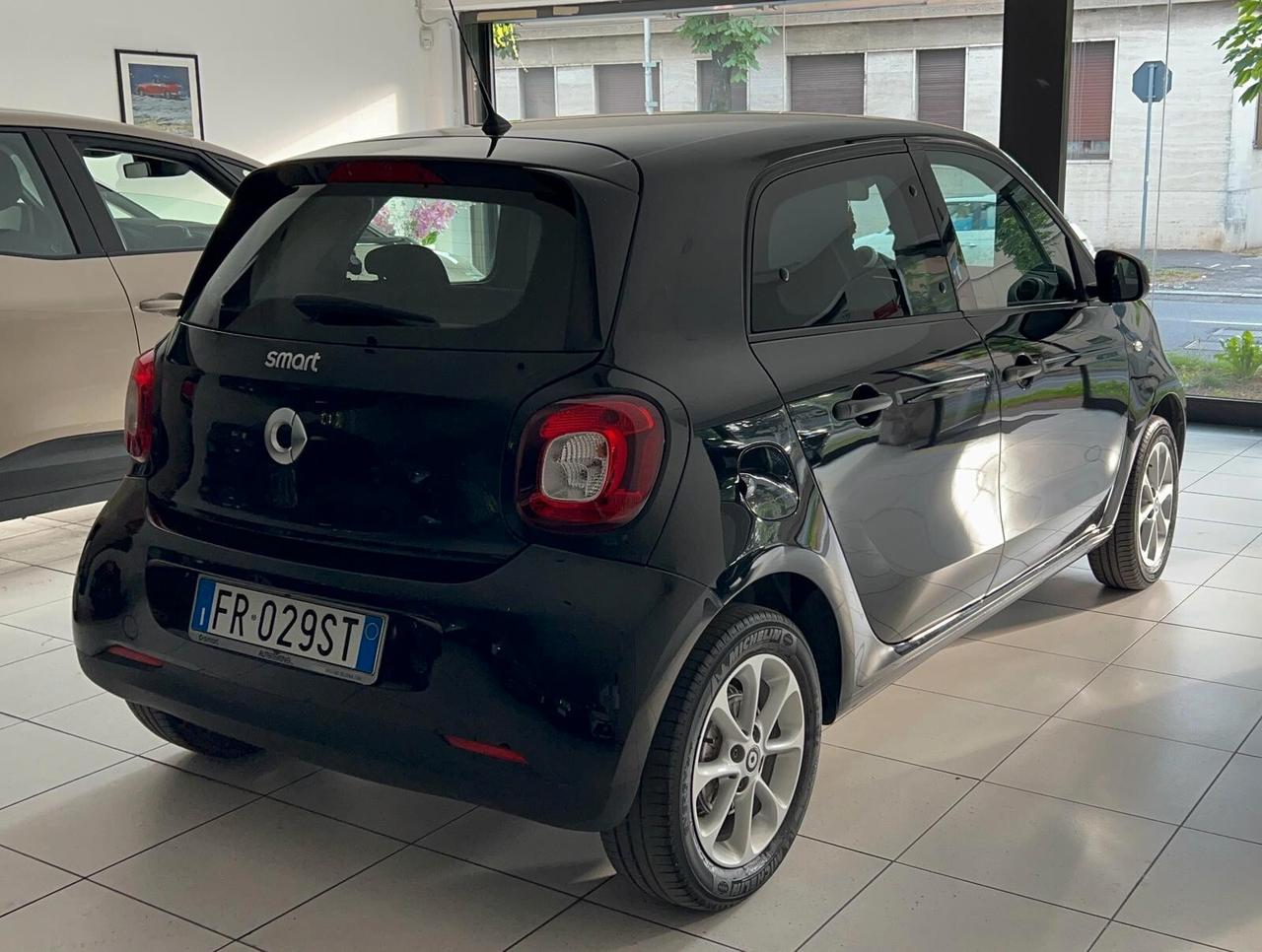 Smart ForFour 1.0 71cv Youngster - 2018