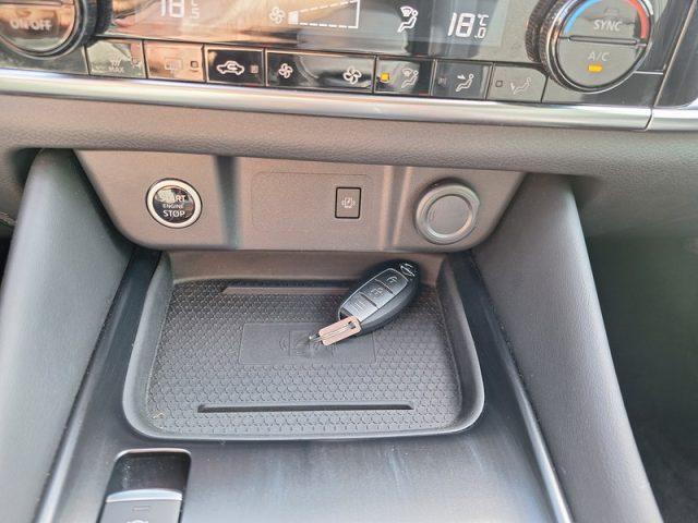 NISSAN Qashqai MHEV 158 CV Xtronic N-Connecta PERMUTE