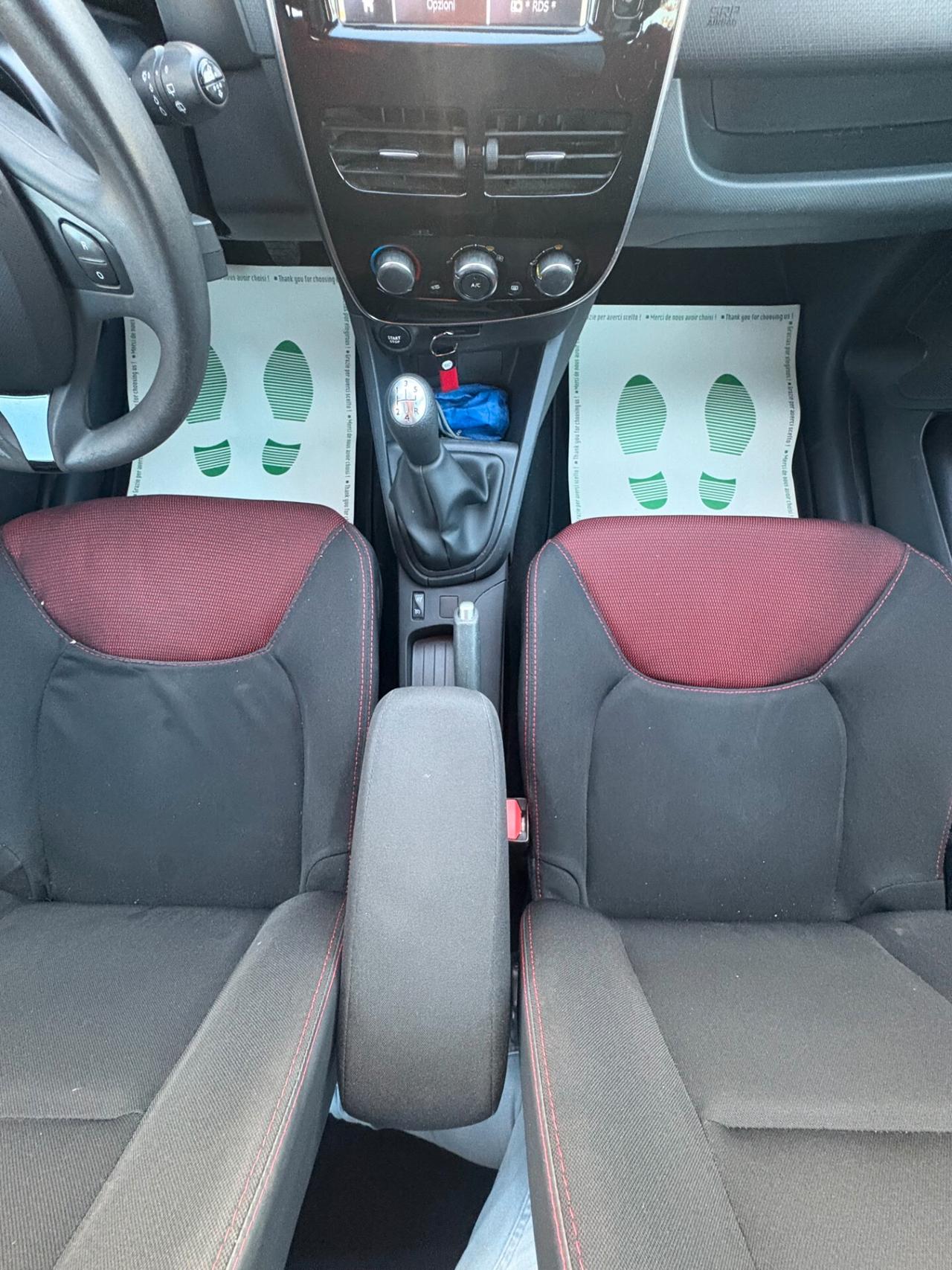 Renault Clio 1.2 75CV GPL 5 porte Costume National