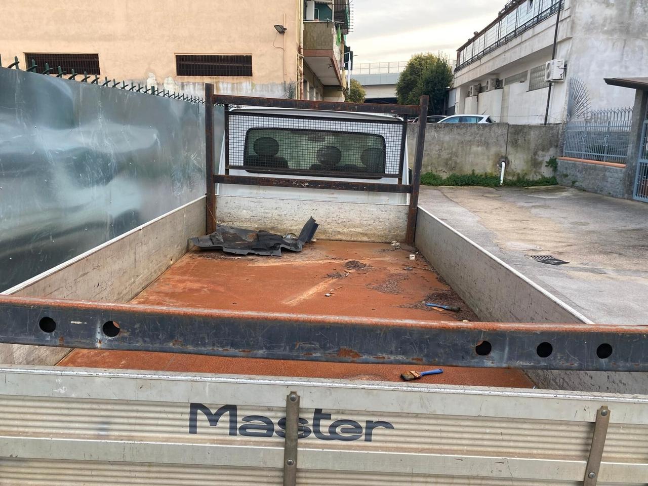 Renault Master 2.2 diesel 90 cv cassonato 2002