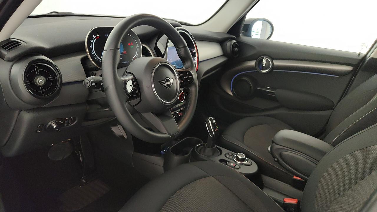 MINI Mini IV F55 2021 5p - Mini 5p 1.5 Cooper Classic auto
