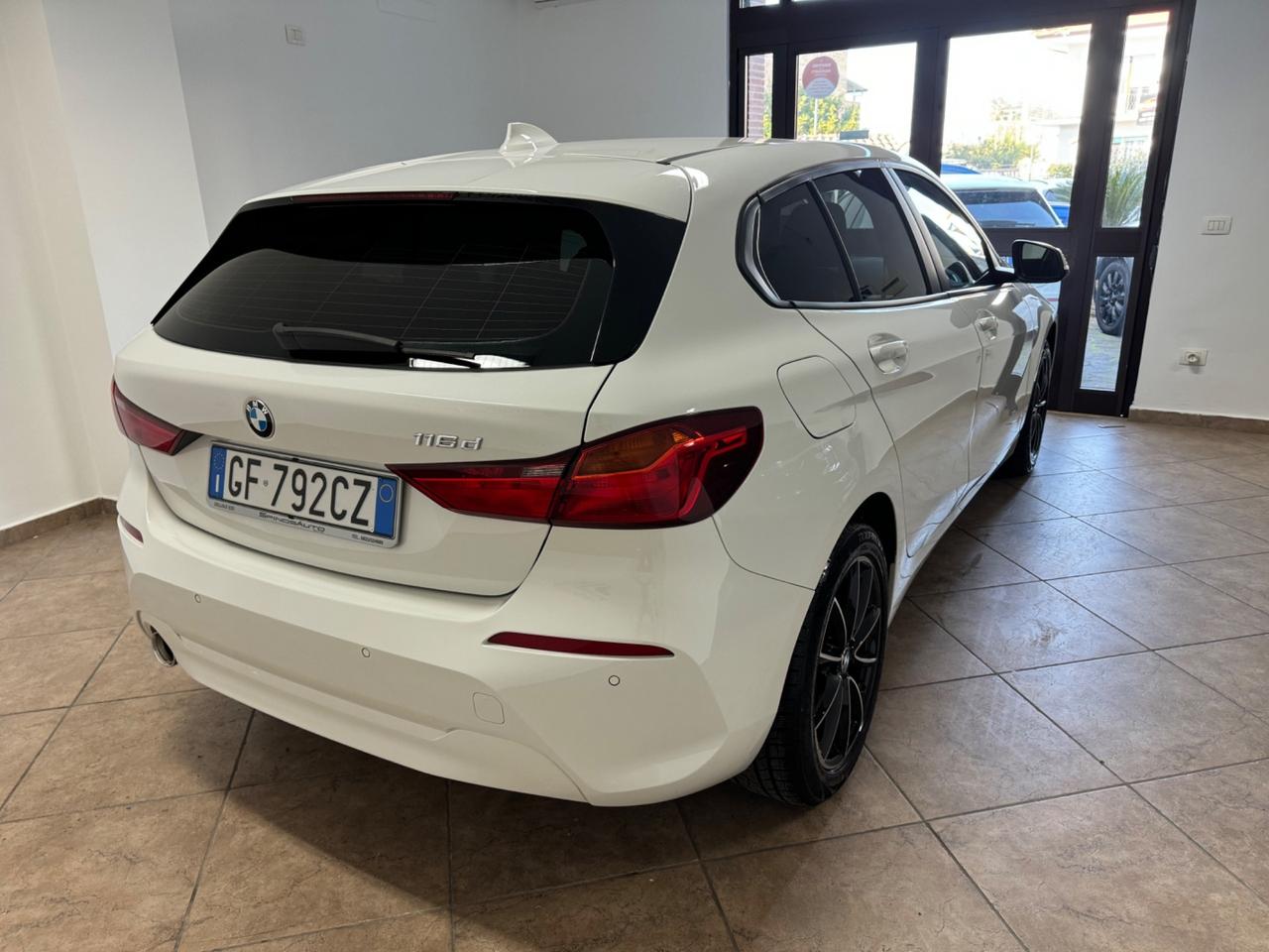 Bmw 116 116d urban AUTO