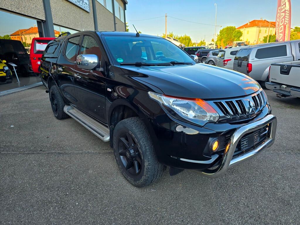 Mitsubishi L200 2.4 DI-D/154CV Double Cab Invite