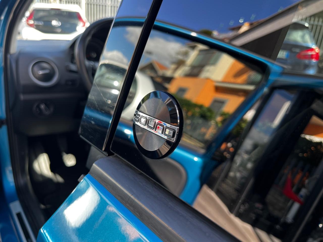 Volkswagen up! 1.0 75 CV 5p. move