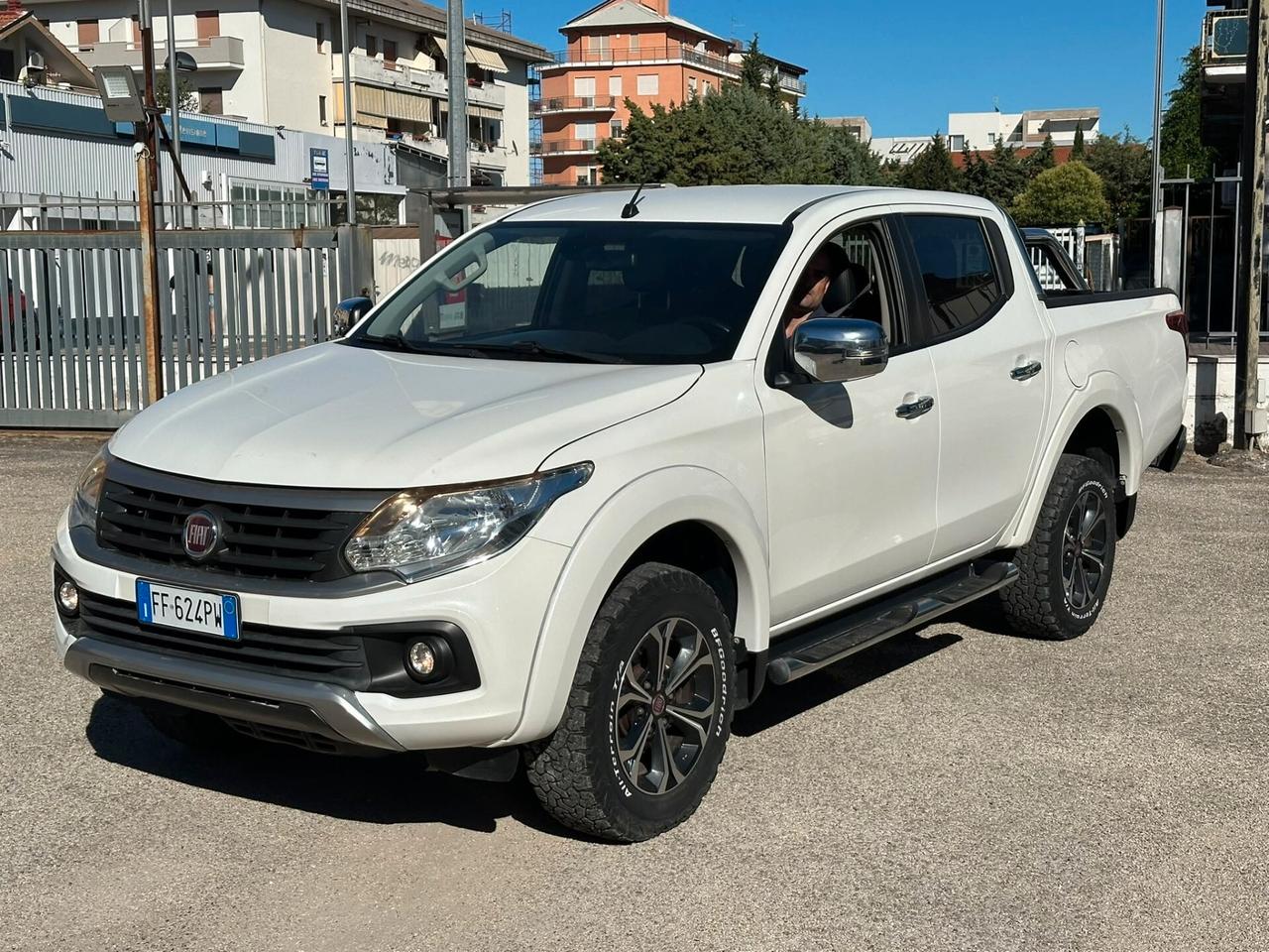 FIAT FULLBACK 2.4 180CV DOPPIA CABINA LX - AUTOCARRO - GANCIO TRAINO