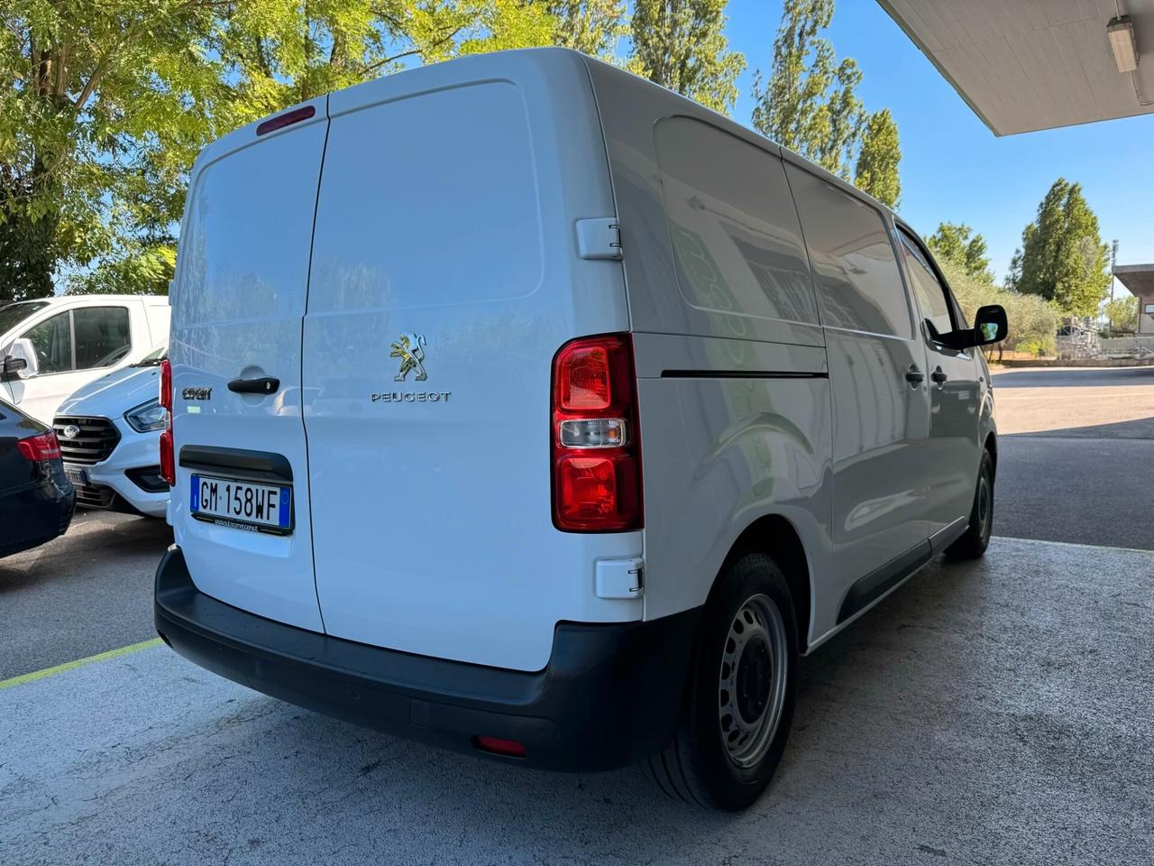 Peugeot Expert 1.5 120CV 3POST L2 GARANZIA 24 MESI