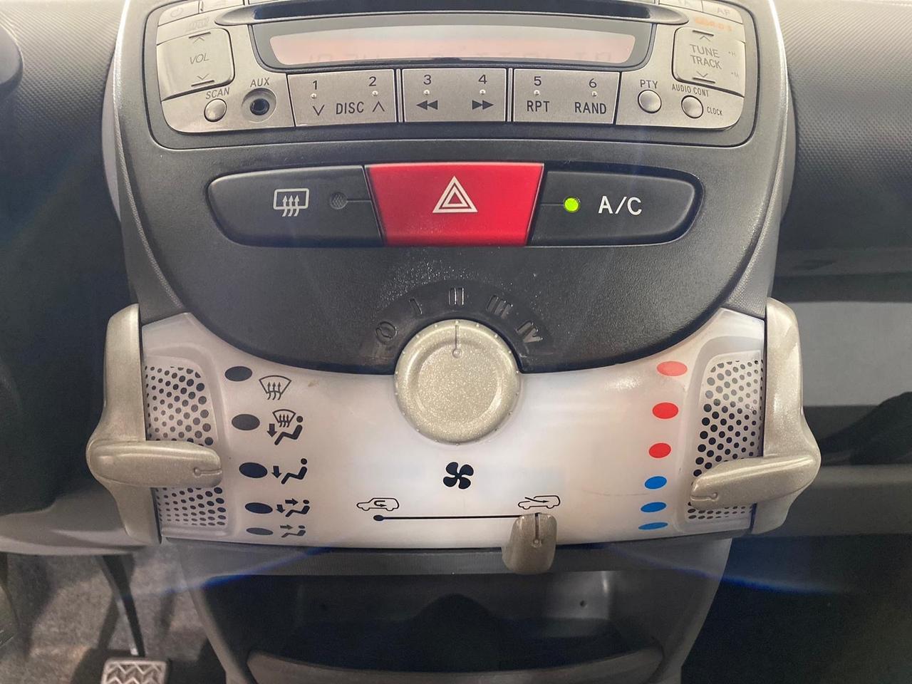 Toyota Aygo 1.0 12V VVT-i 3 porte* NEOPATENTATI *