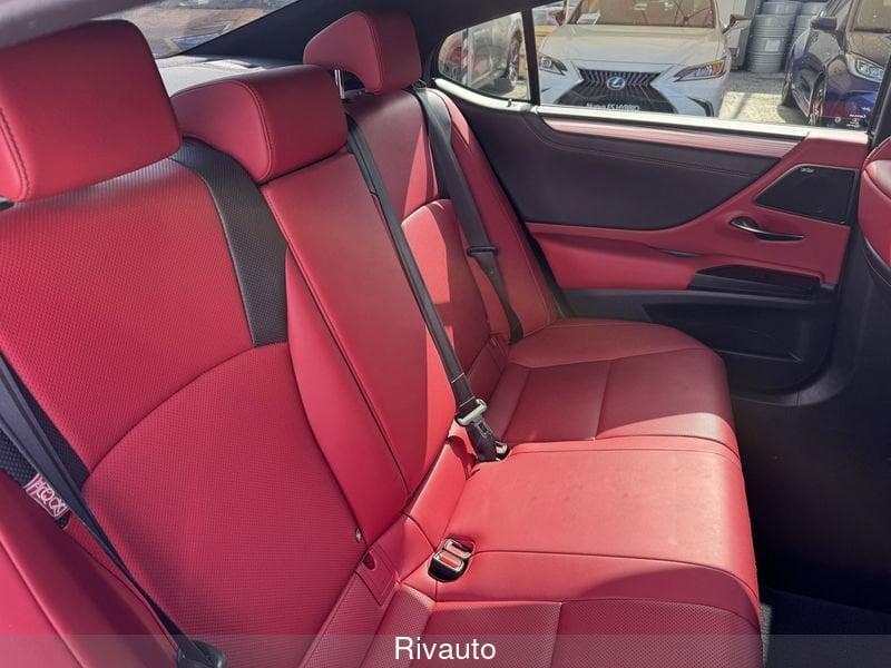 Lexus ES Hybrid FSport