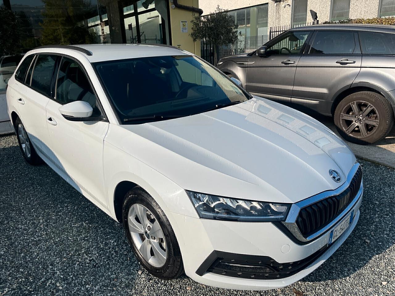 Skoda Octavia 2.0 TDI EVO SCR DSG Wagon Executive