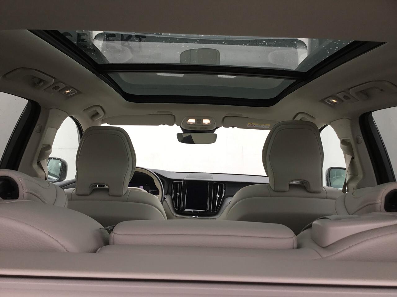 Volvo XC60 T6 Recharge Plug-in Hybrid AWD aut. Ultimate Bright