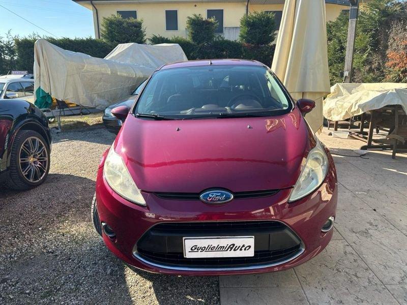 Ford Fiesta 1.2 82 CV 5 porte Titanium Ok Neopatentati