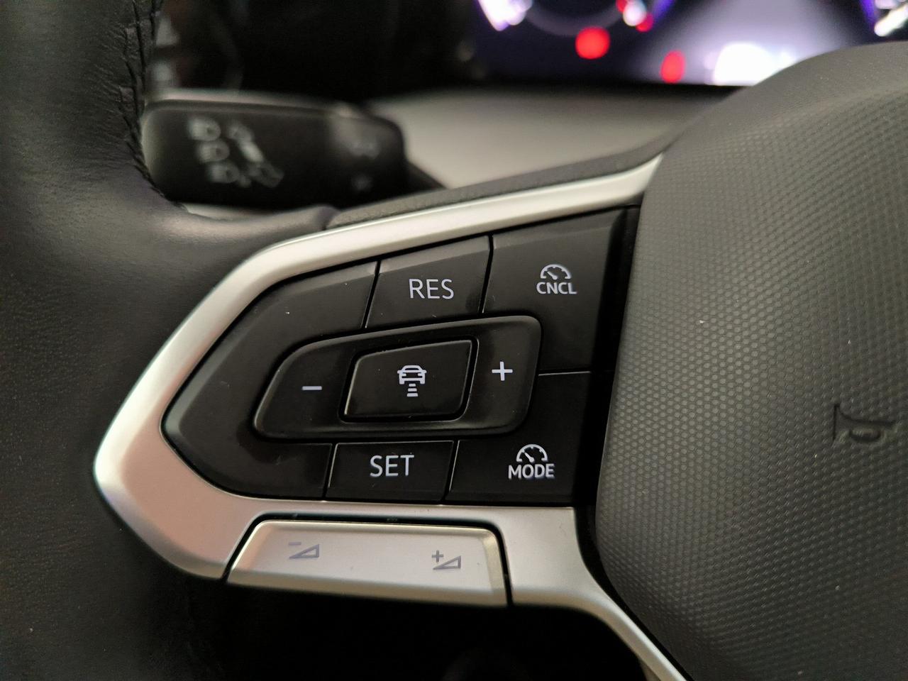 Volkswagen Golf 2.0 tdi life 115cv