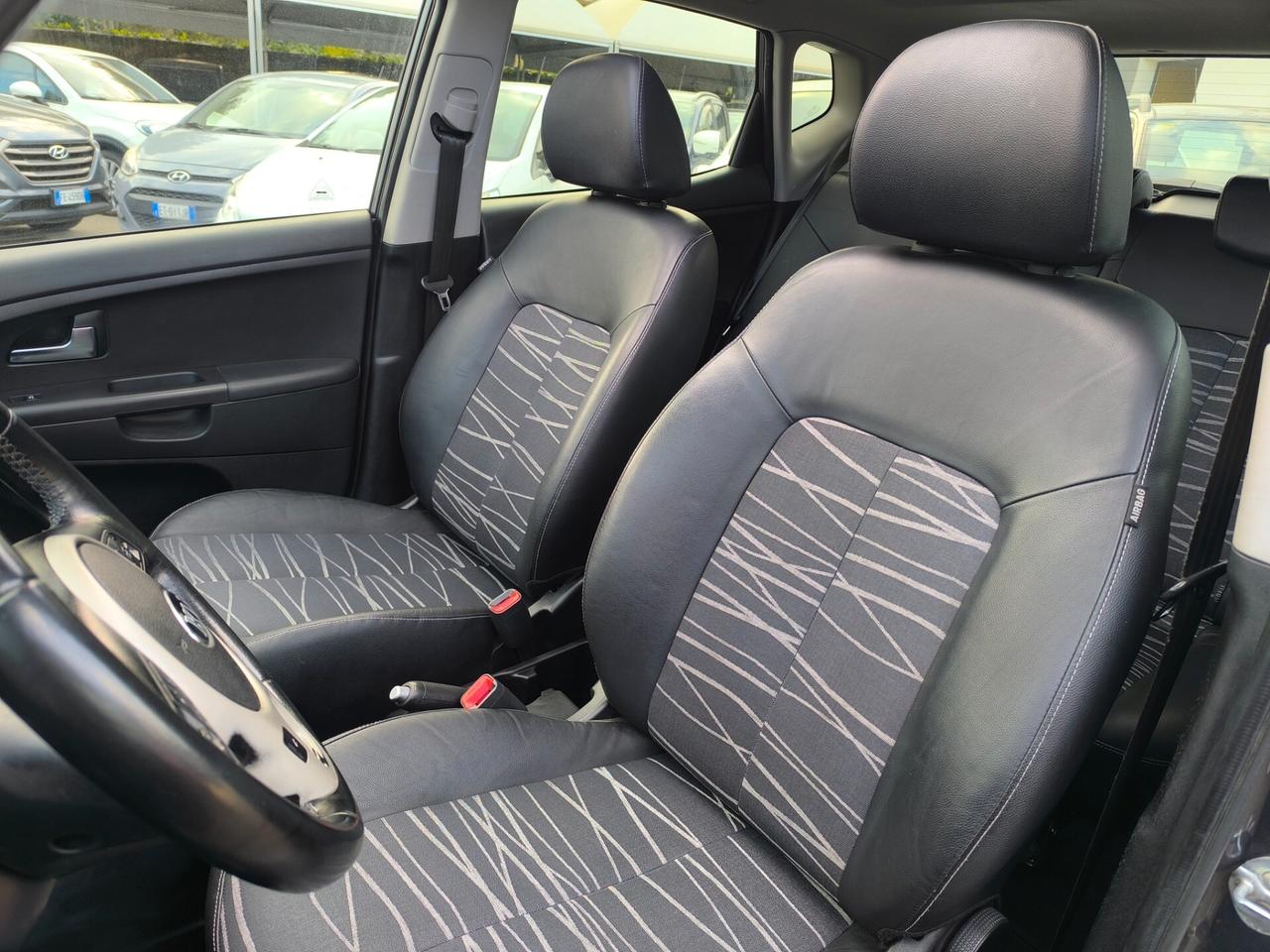 Kia Venga 1.4 CRDi 90CV Cool