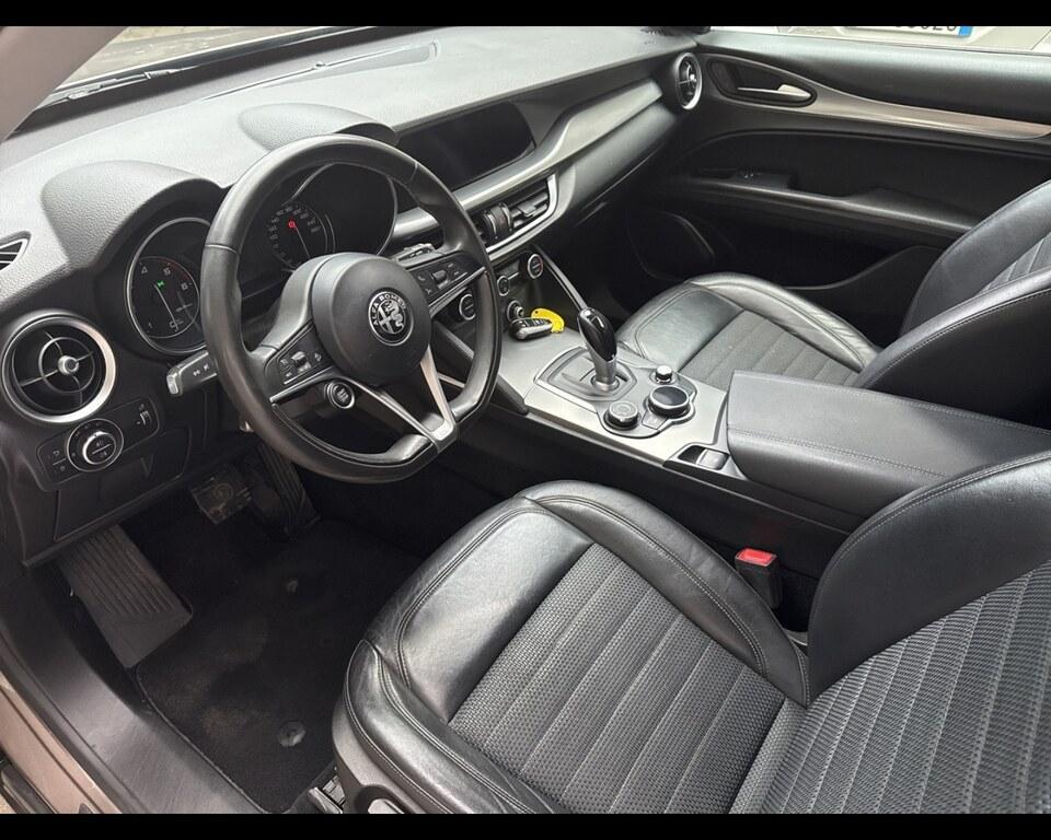 Alfa Romeo Stelvio 2.2 Turbo Business RWD Auto