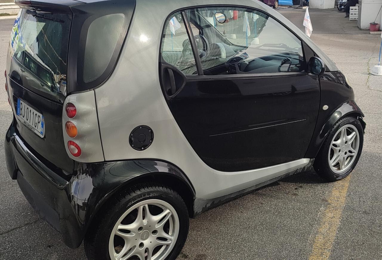 Smart 600 GPL motore km 25000