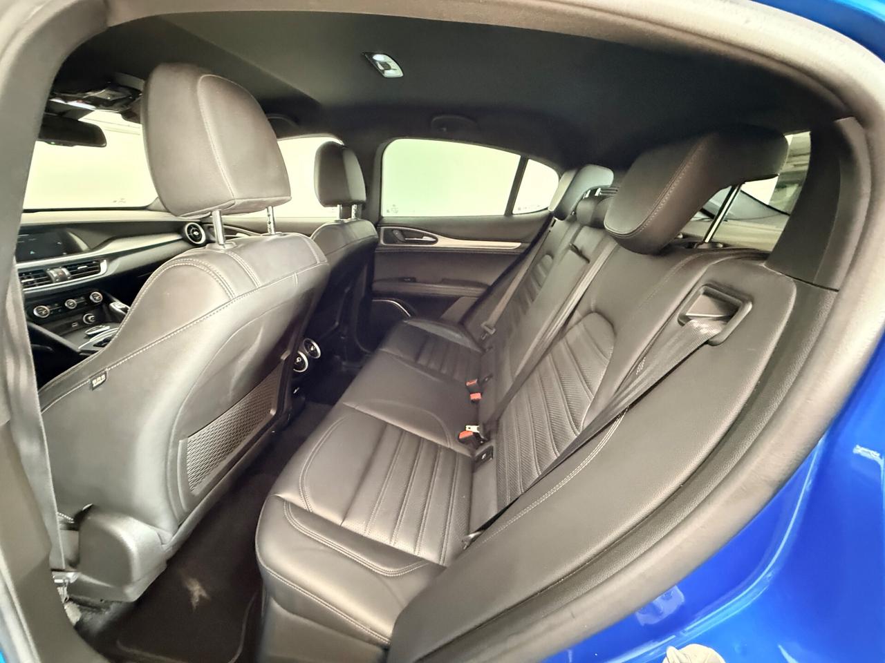 Alfa Romeo Stelvio 2.2 TD 210 CV AT8 Q4 Veloce MY21 EURO 6D TEMP