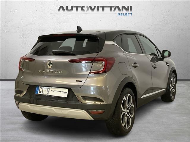 RENAULT Captur 1.6 E-Tech hybrid Techno Fast Track 145cv auto