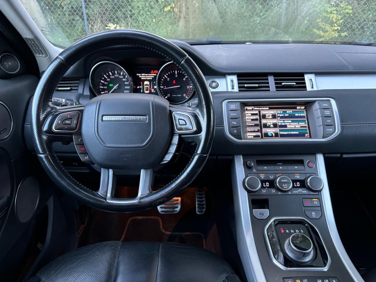 Land Rover Range Evoque 2.2 TD4 5p. Pure