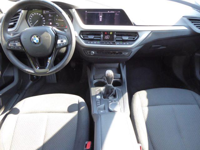 BMW 118 i 5p. Advantage