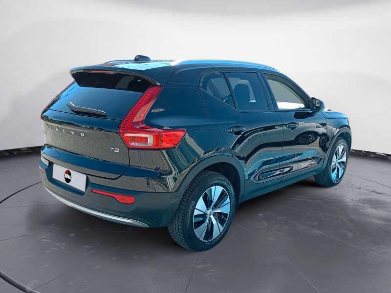 VOLVO XC40 1.5 t2 Momentum auto my21