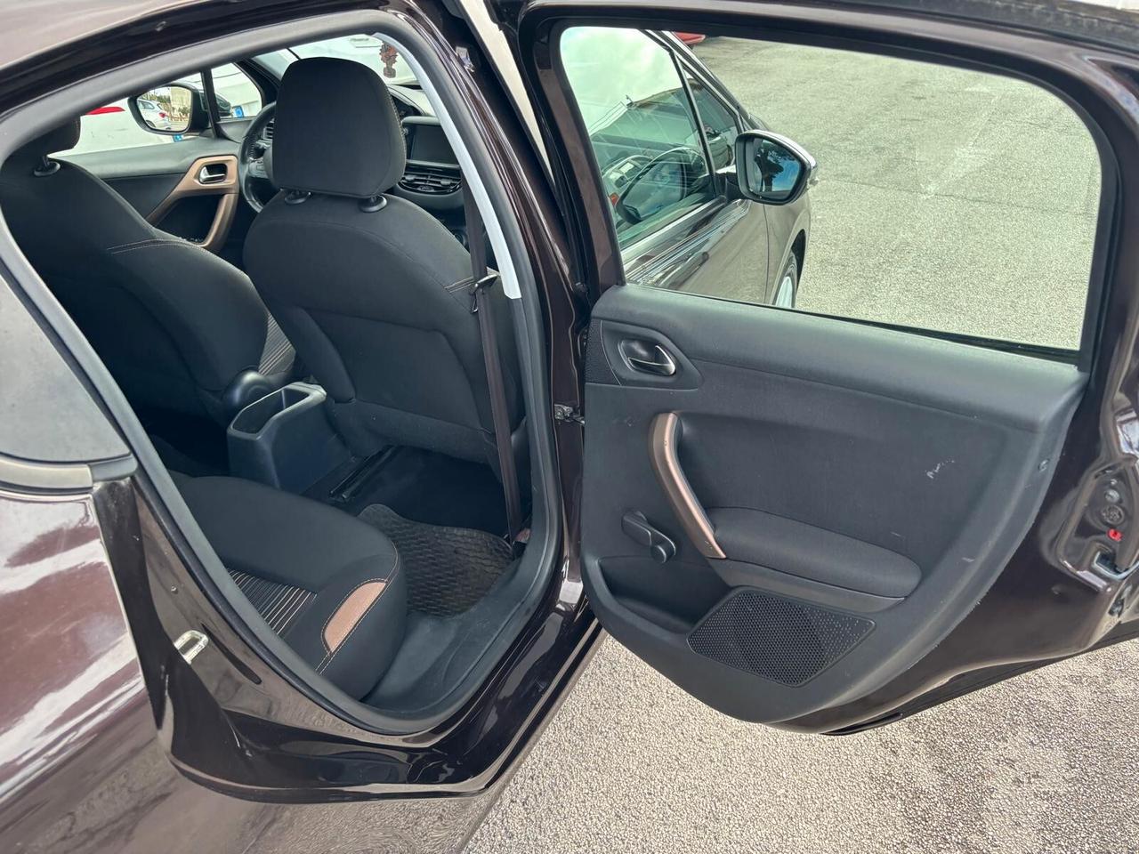 Peugeot 208 1.0 VTi 68 CV 5 porte Active