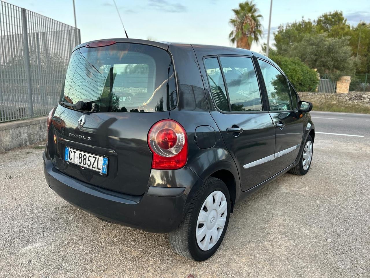 Renault Modus 1.5 dCi -2005