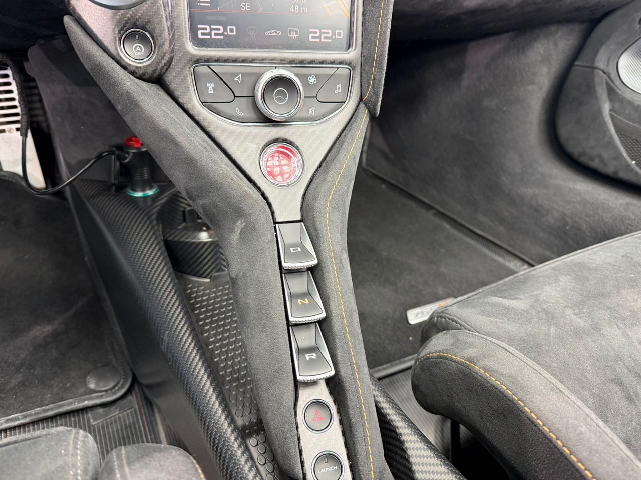 Mclaren 765LT PELLICOLATA NERO OPACO (765)