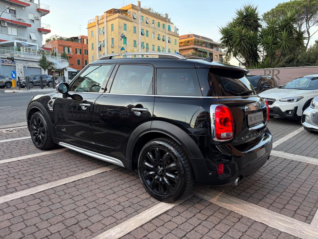 Mini Cooper SD Countryman ALL4 Total Black +C.AUTO-NAVI-H.K-LED !!