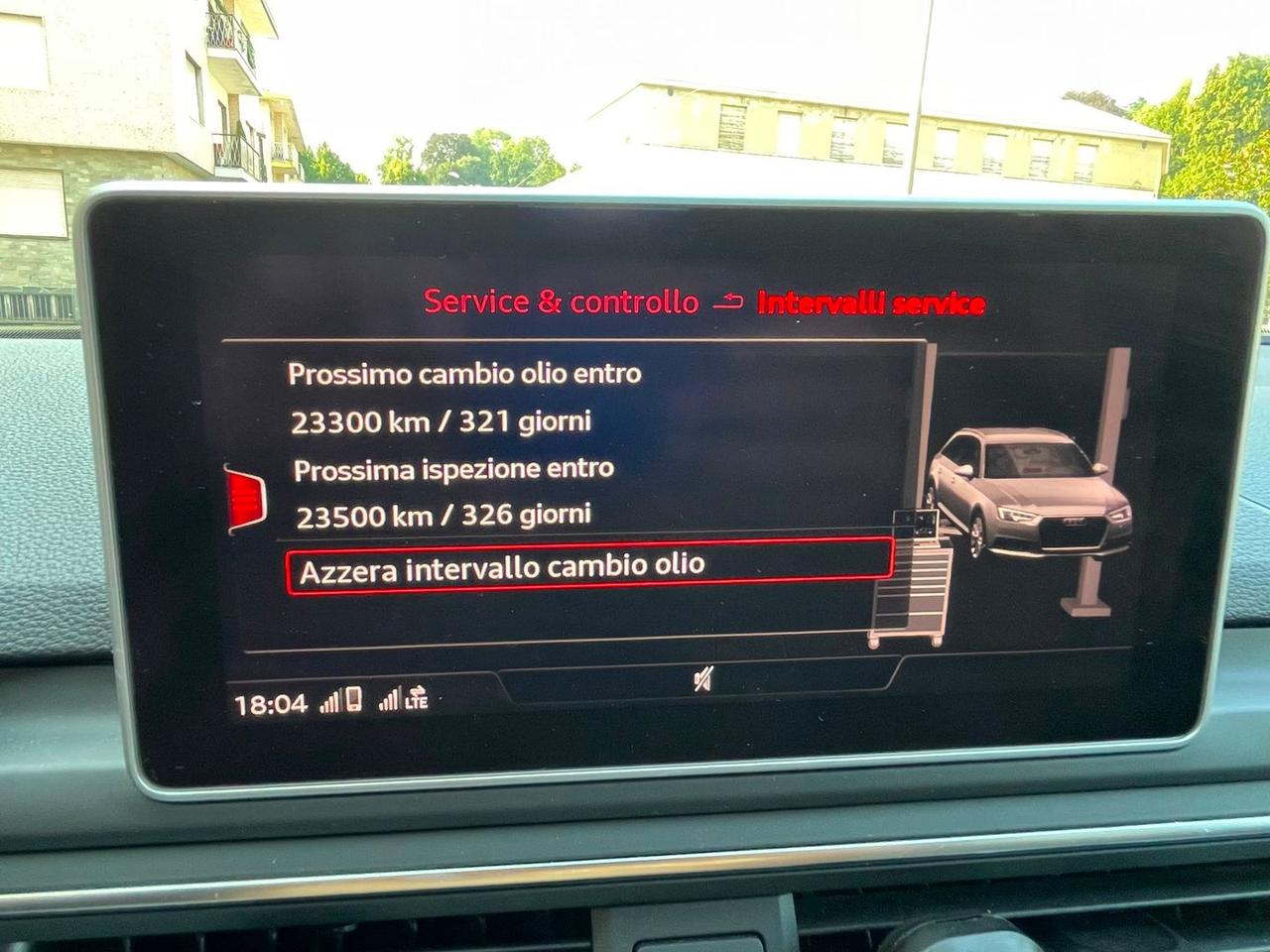 Audi A4 S Line 2.0 TDI ultra #11922