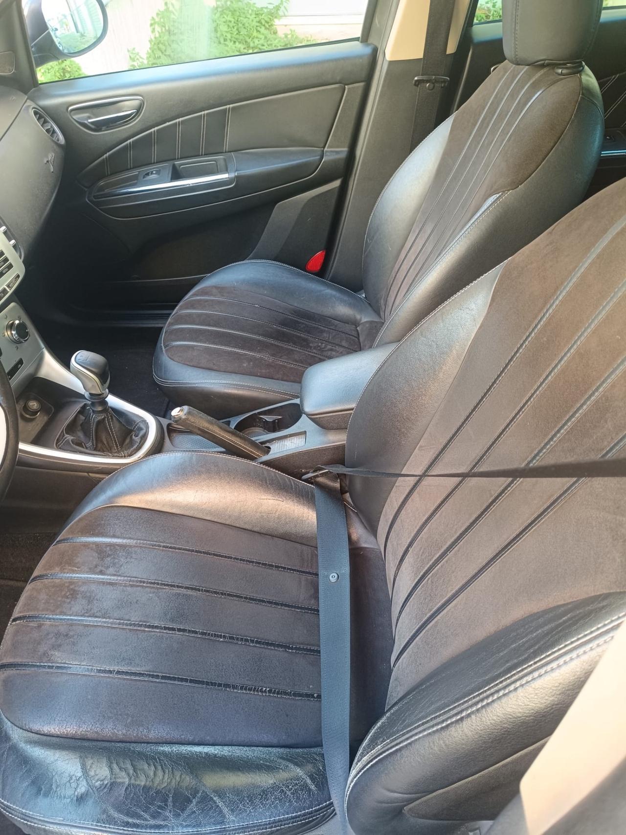 Lancia Delta 1.6 MJT DPF Platino