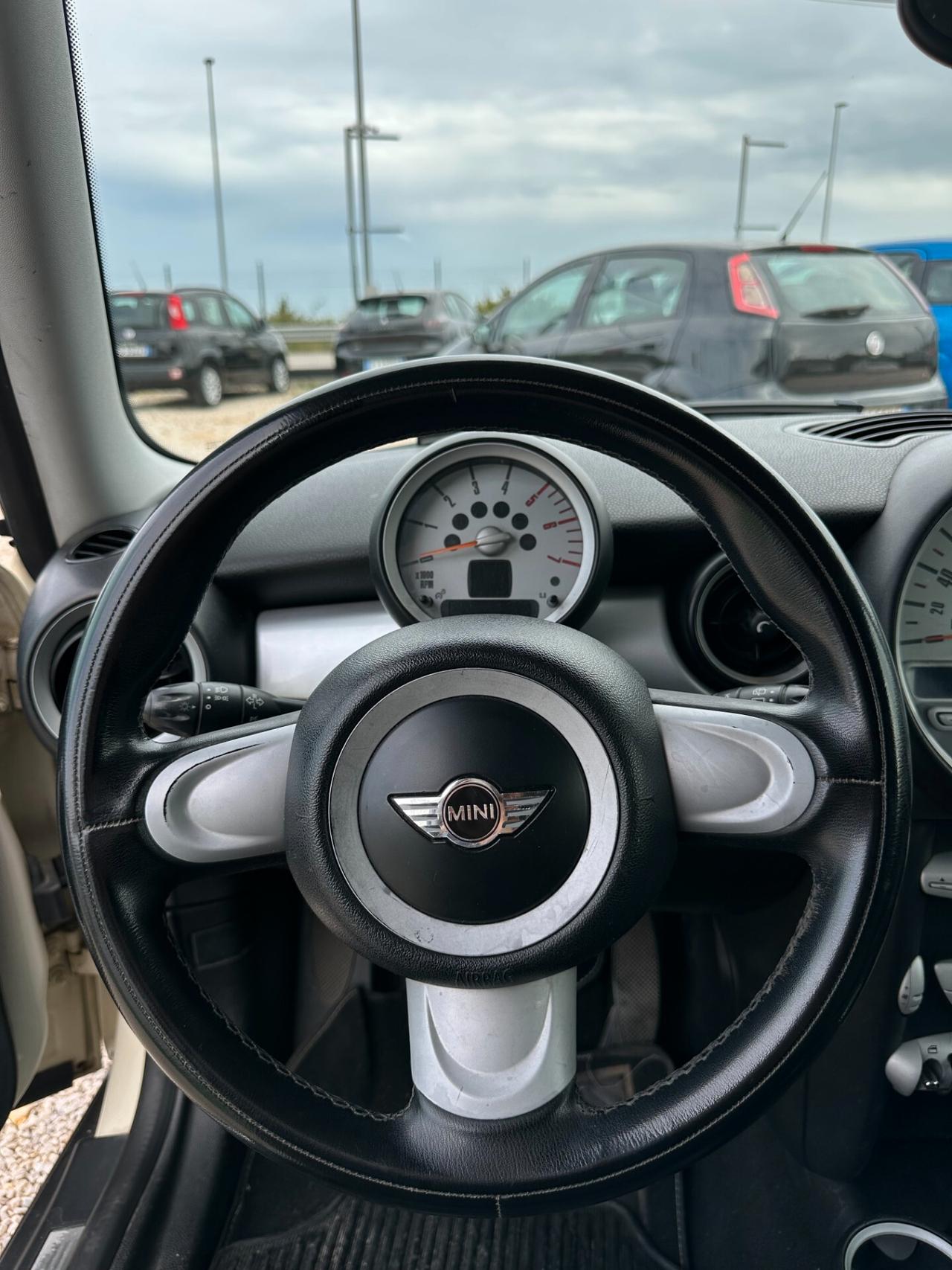 Mini 1.6 16V Cooper D