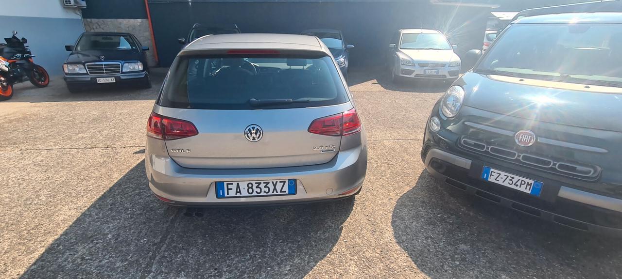 Volkswagen Golf Business 2.0 TDI DSG 5p. Highline BlueMotion Tech.