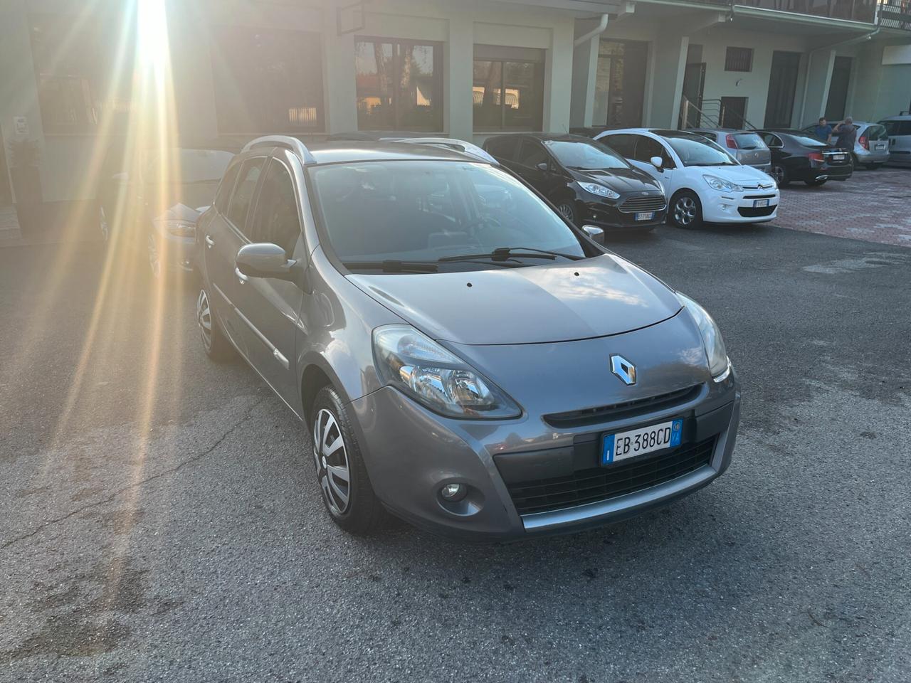 Renault Clio 1.2 16V SporTour Dynamique