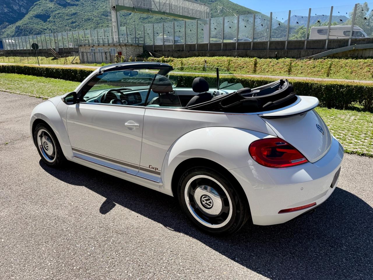 Volkswagen Maggiolino Cabrio Sport CUP 57.000 km