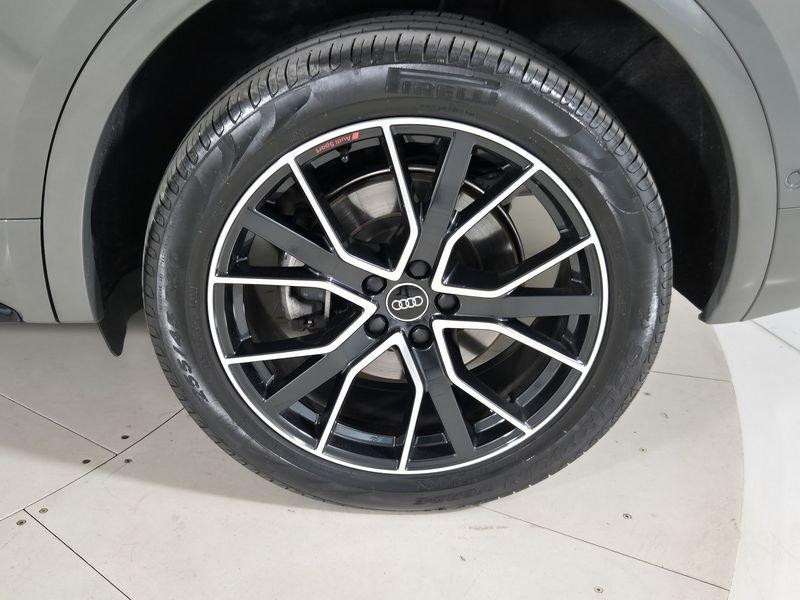 Audi Q5 II 2025 Sportback Sportback 2.0 tdi mhev+ S line edition quattro