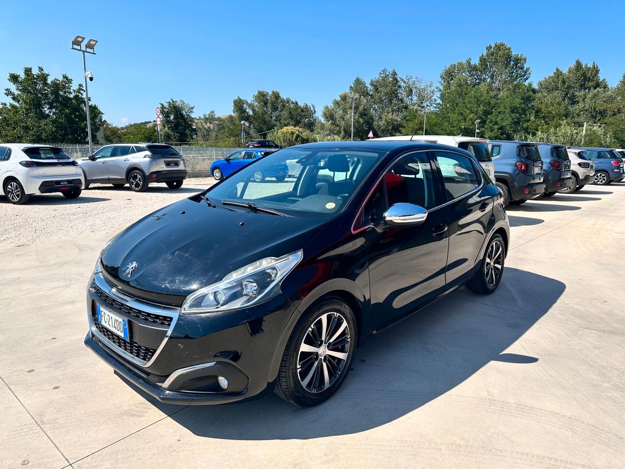 Peugeot 208 BlueHDi 75 5 porte Allure
