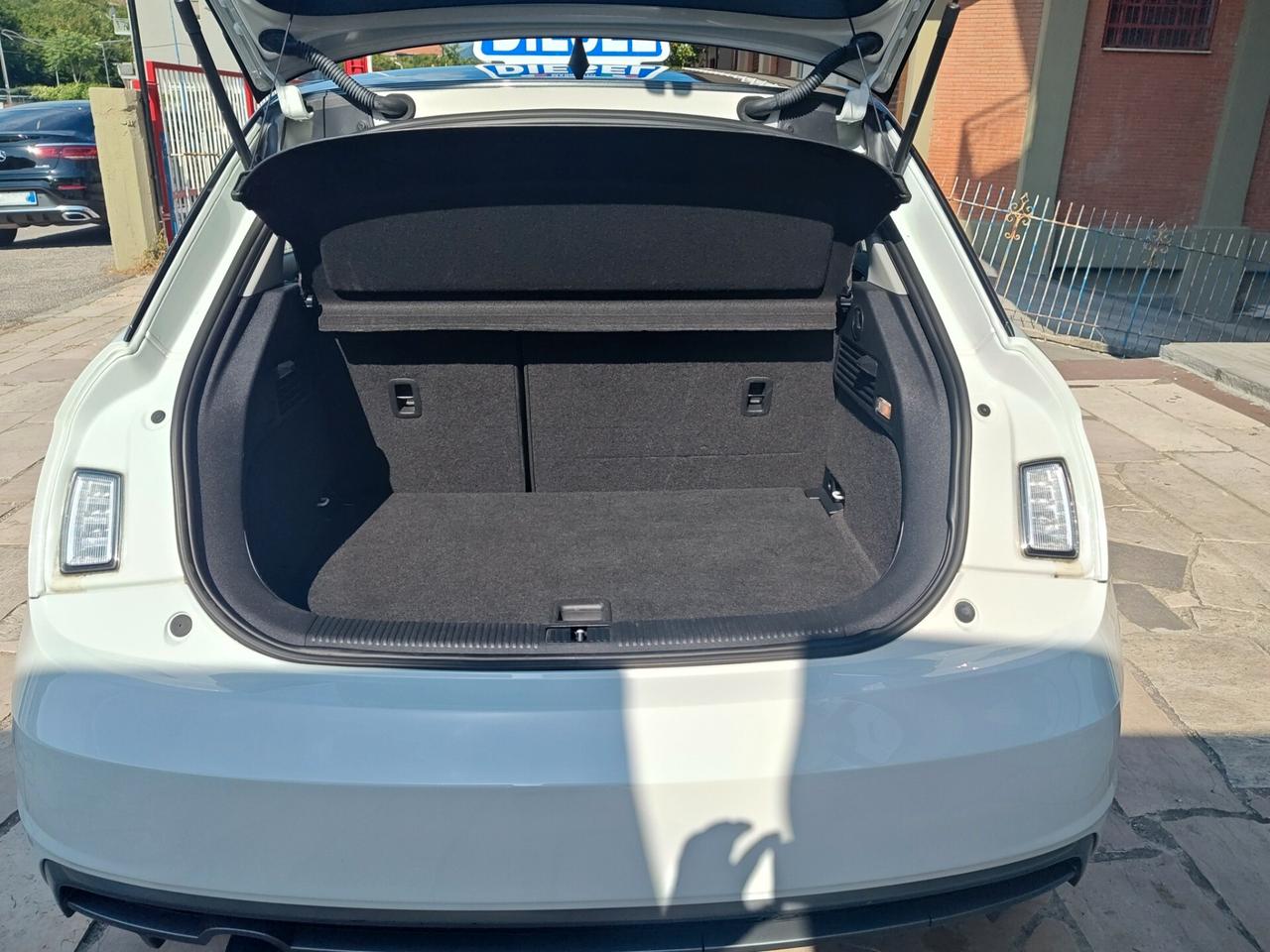 AUDI A1 1.4 TDI 90 CV S-TRONIC S-LINE