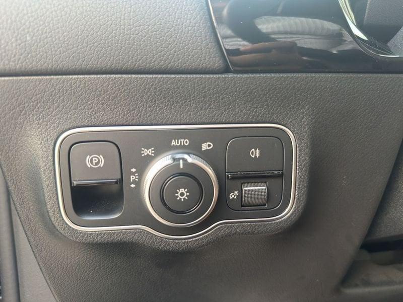 Mercedes-Benz Classe B B 180 d Progressive Advanced