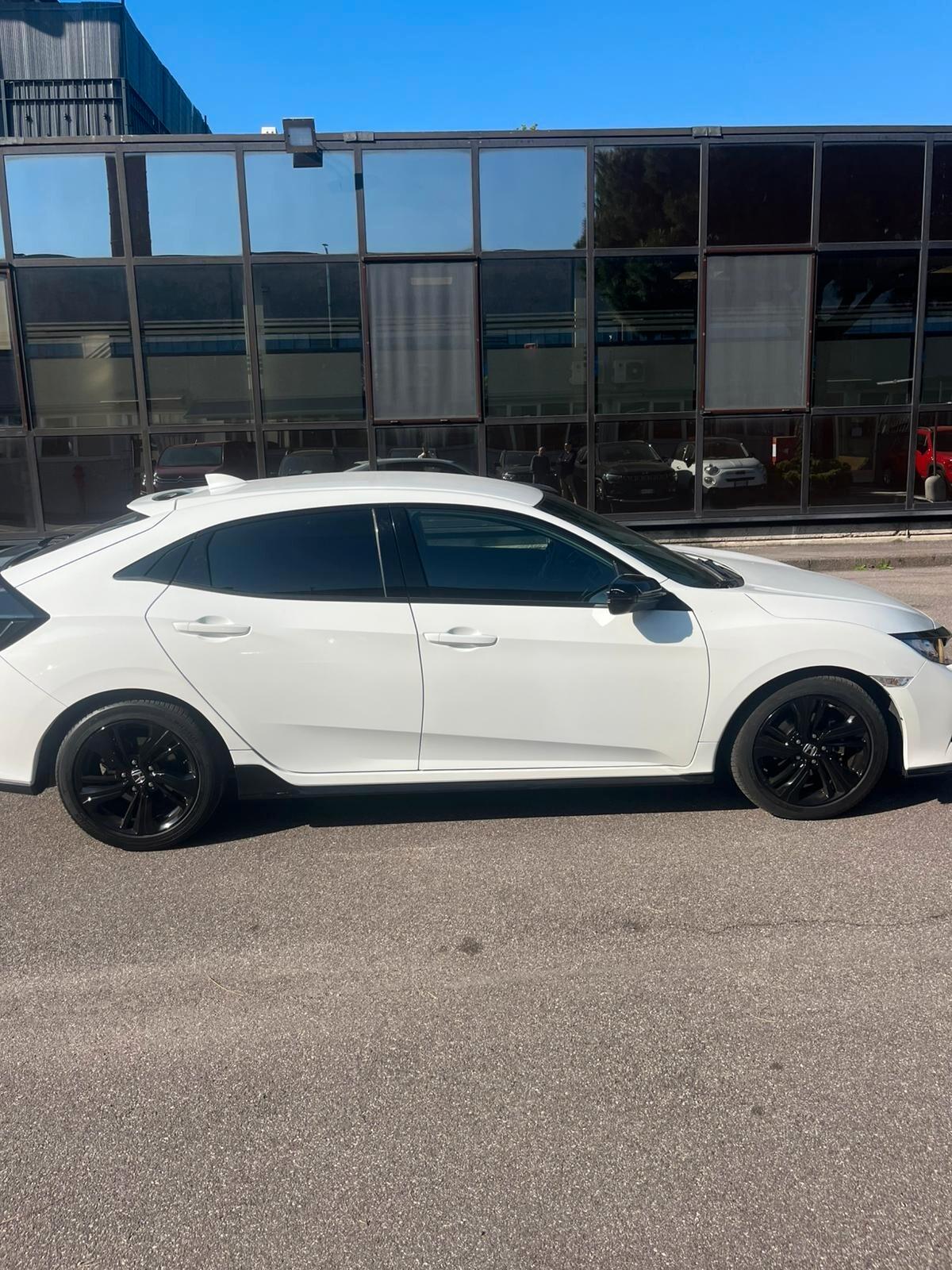 Honda Civic 1.0T 5 porte Dynamic Navi 126cv