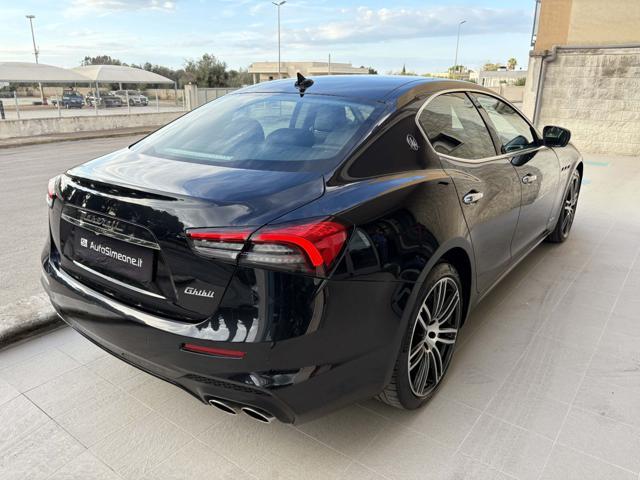 MASERATI Ghibli 330 CV 2.0 mhev Gransport HYBRID