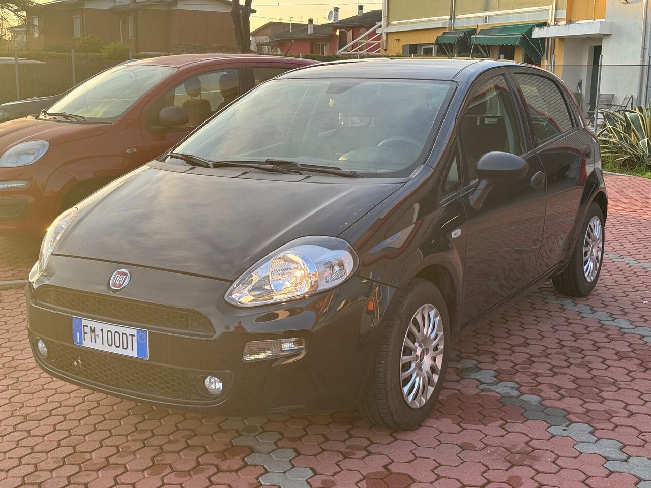 Fiat Punto 1.2 neopatentati 8V 5 porte Street