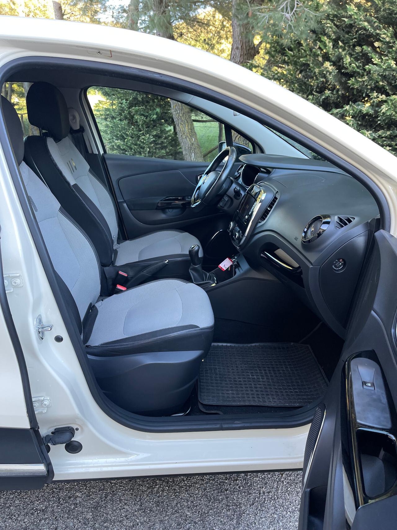 Renault Captur dCi 8V 90 CV Start&Stop Energy Intens