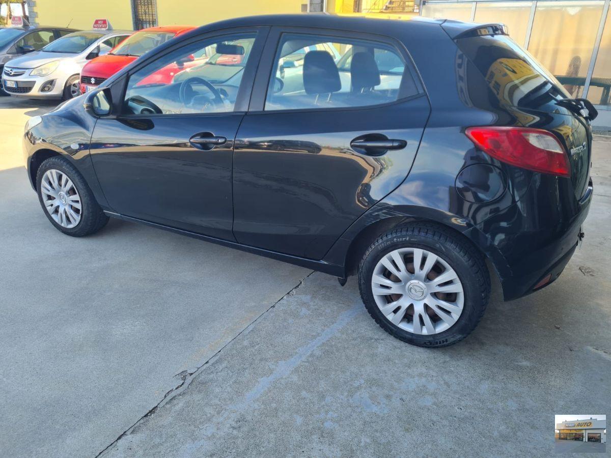 Mazda2 1.3 Benzina-Neopatentati-Anno 2010