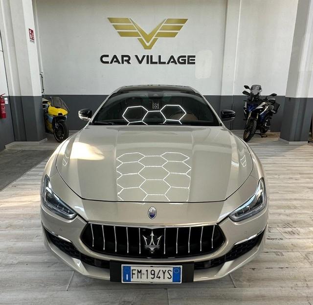 Maserati Ghibli V6 430 CV Q4 Granlusso