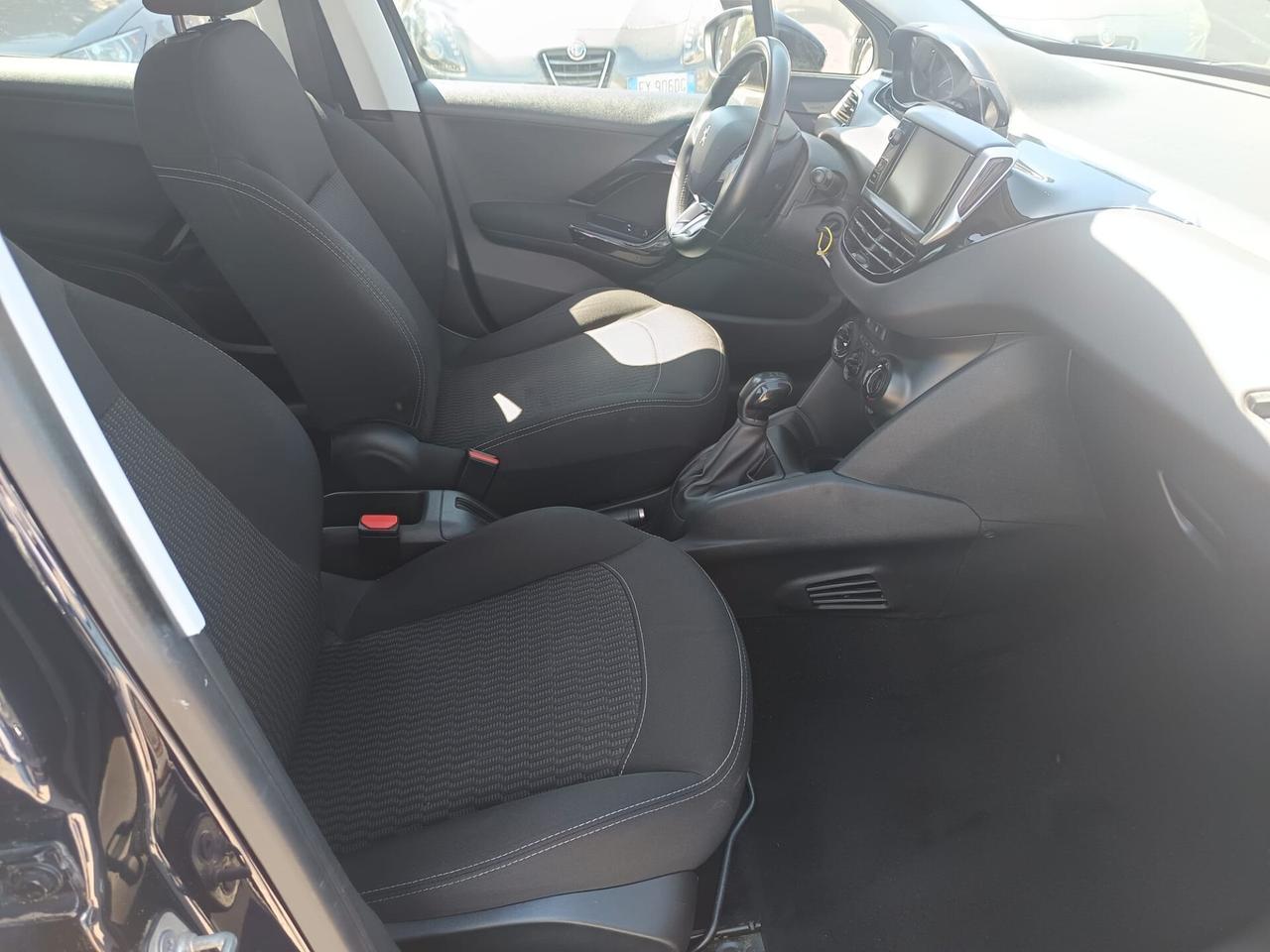 Peugeot 208 2019 - 1.2 benzina Lb automobili
